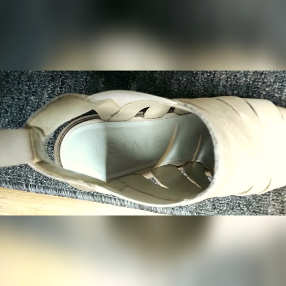 1. State Amilee Cutout Ankle Boot Sz 8M Open Back Closed Toe - Picture 2 of 9